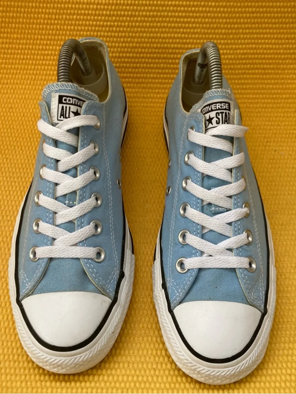Converse Chuck Taylor All Star low top canvas  in baby blue, women’s size 9 - Picture 2 of 8